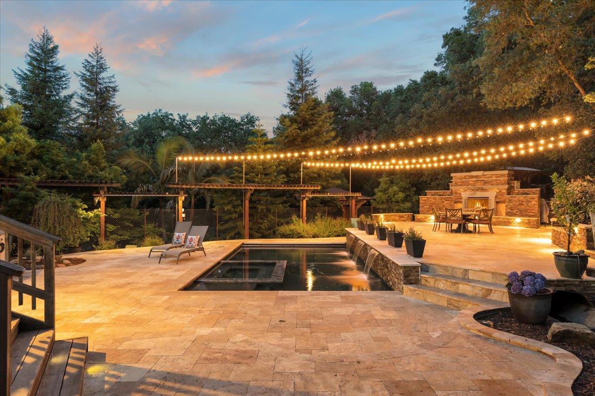 Detail Gallery Image 98 of 109 For 1880 Hollyhock Ln, Gilroy,  CA 95020 - 4 Beds | 3/1 Baths