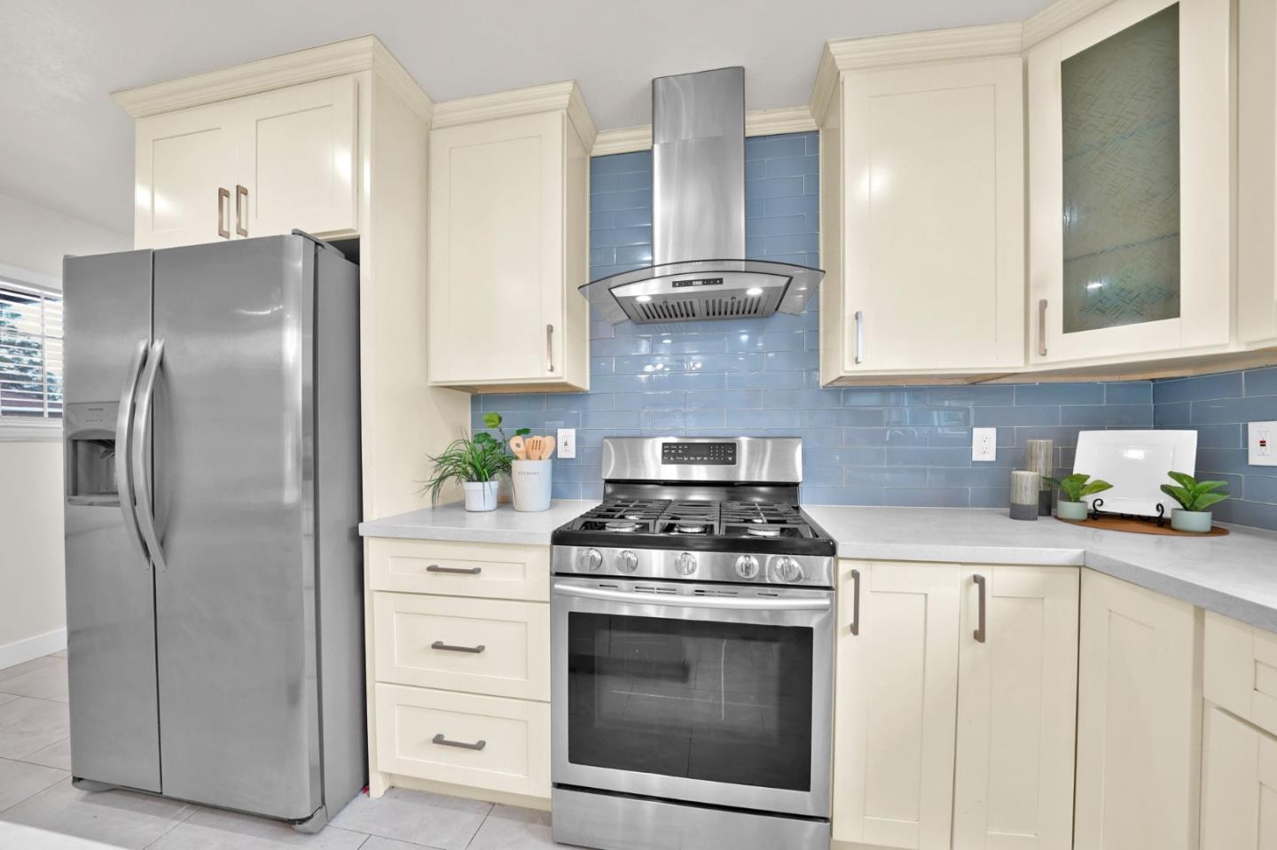 Detail Gallery Image 13 of 38 For 6273 Lillian Way, San Jose,  CA 95120 - 3 Beds | 2 Baths