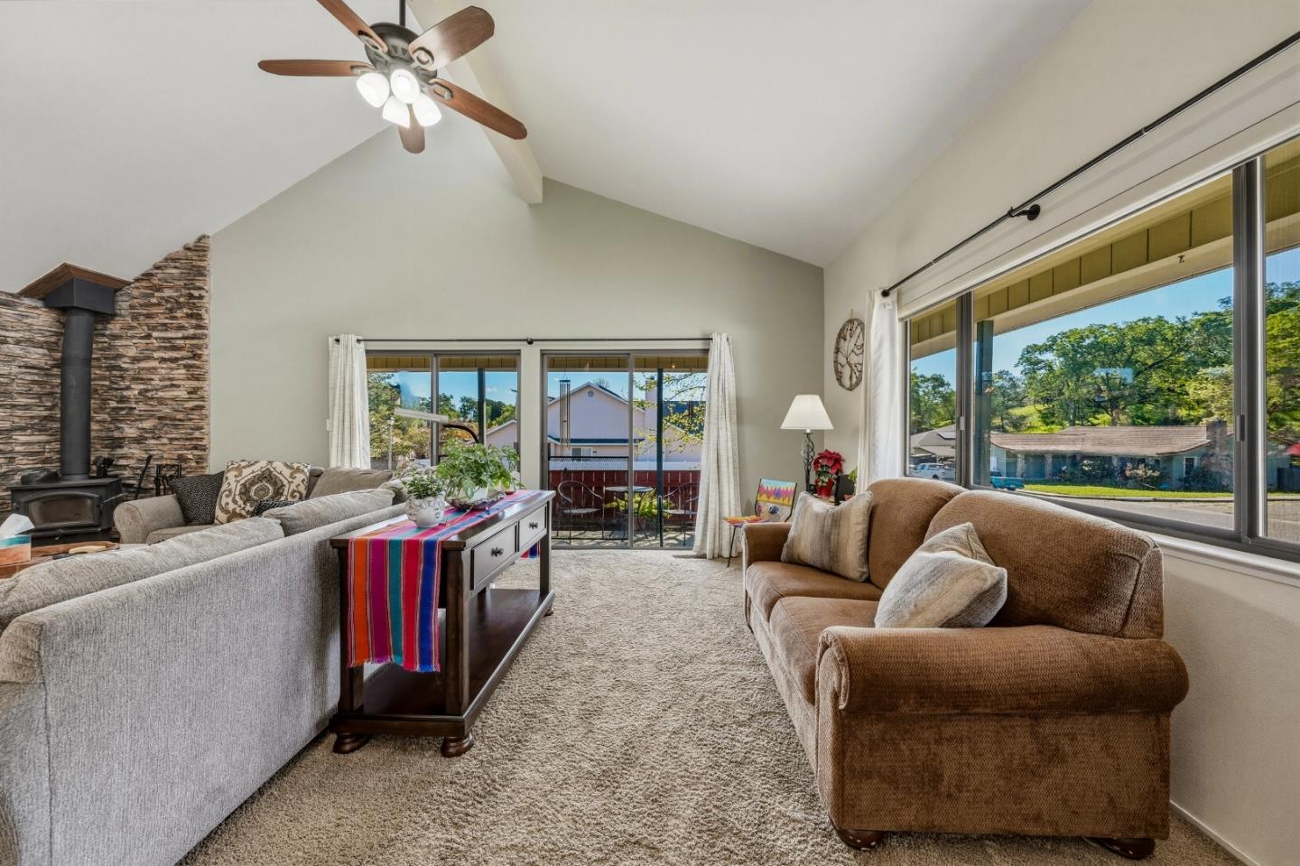 Detail Gallery Image 5 of 32 For 912 19th St, Lakeport,  CA 95453 - 3 Beds | 2 Baths