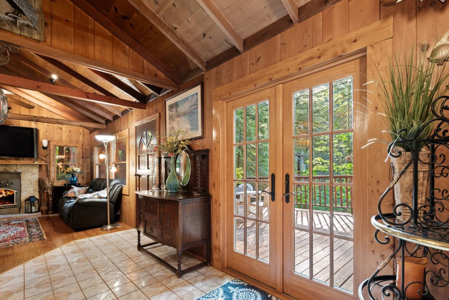 Detail Gallery Image 15 of 74 For 15101 Two Bar Rd, Boulder Creek,  CA 95006 - 2 Beds | 1 Baths