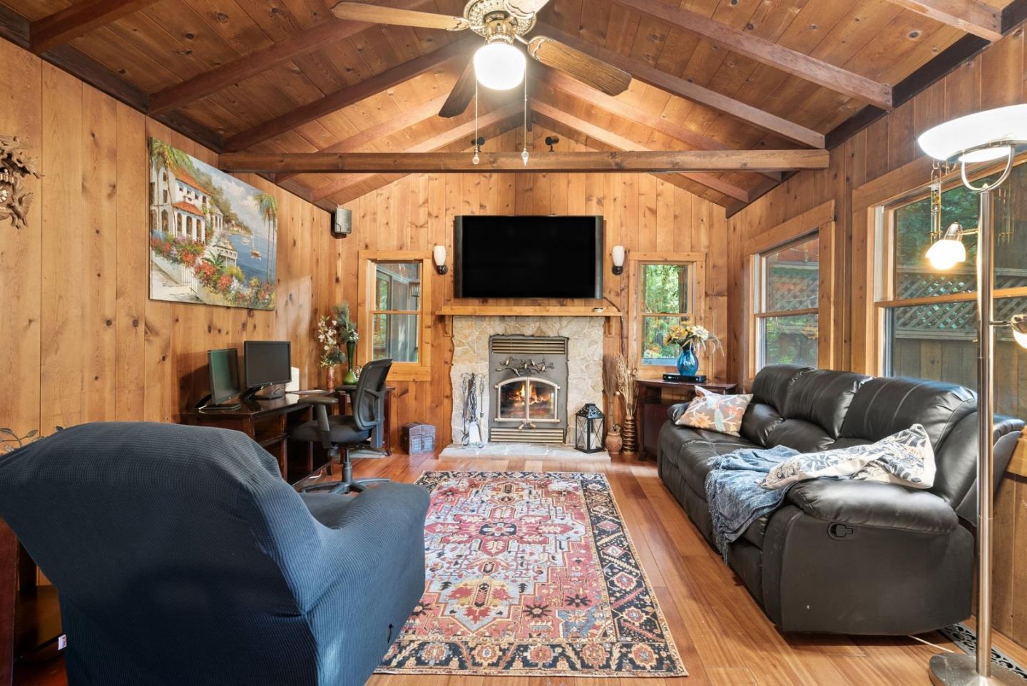 Detail Gallery Image 5 of 74 For 15101 Two Bar Rd, Boulder Creek,  CA 95006 - 2 Beds | 1 Baths