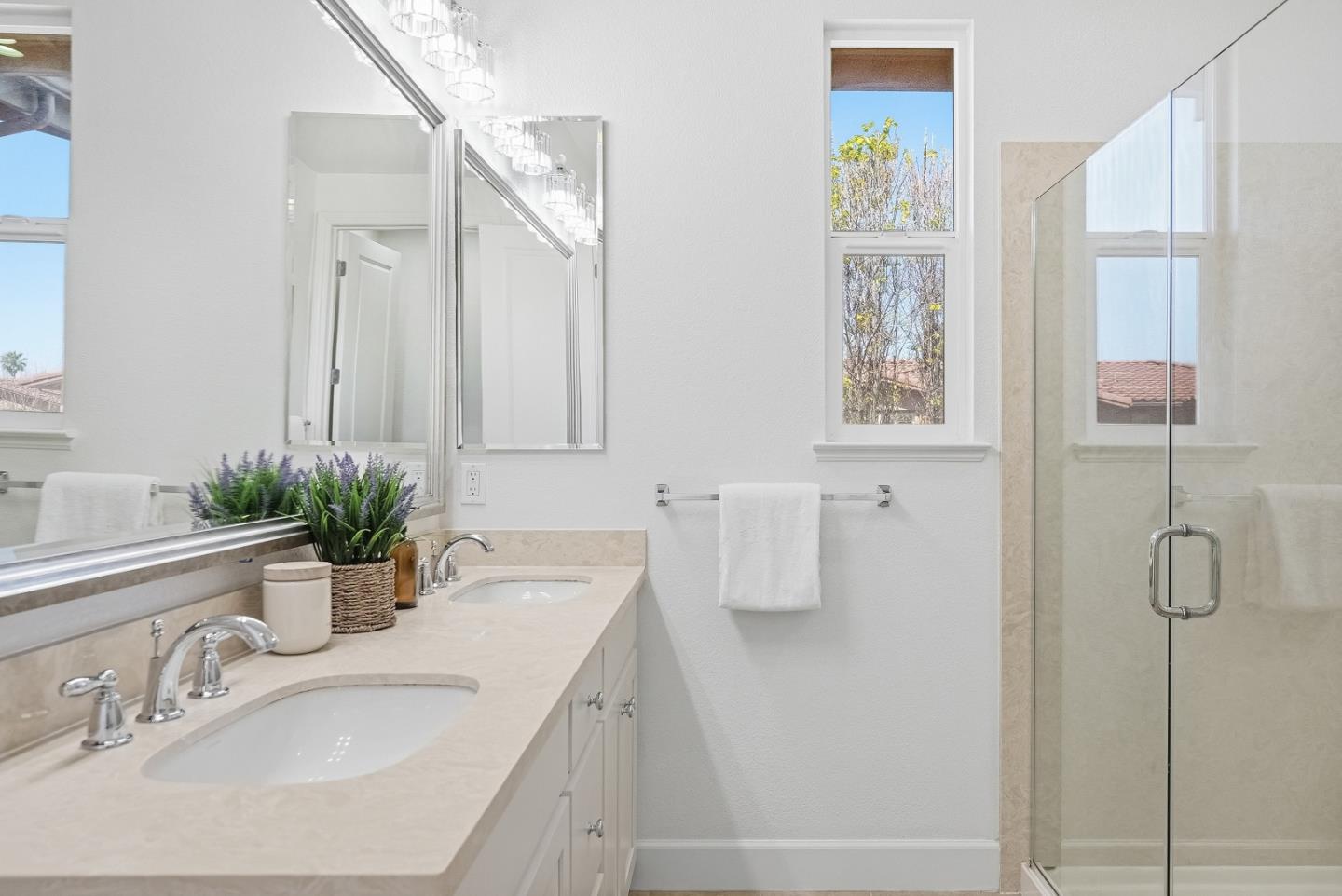 Detail Gallery Image 16 of 34 For 321 Santa Diana Ter, Sunnyvale,  CA 94085 - 3 Beds | 2/1 Baths