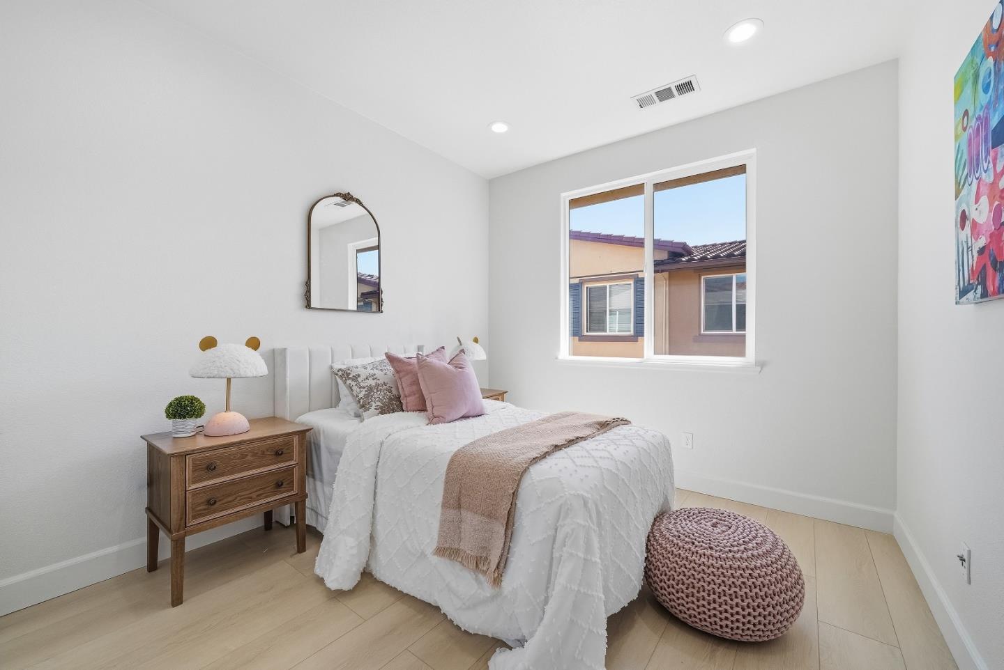 Detail Gallery Image 17 of 34 For 321 Santa Diana Ter, Sunnyvale,  CA 94085 - 3 Beds | 2/1 Baths