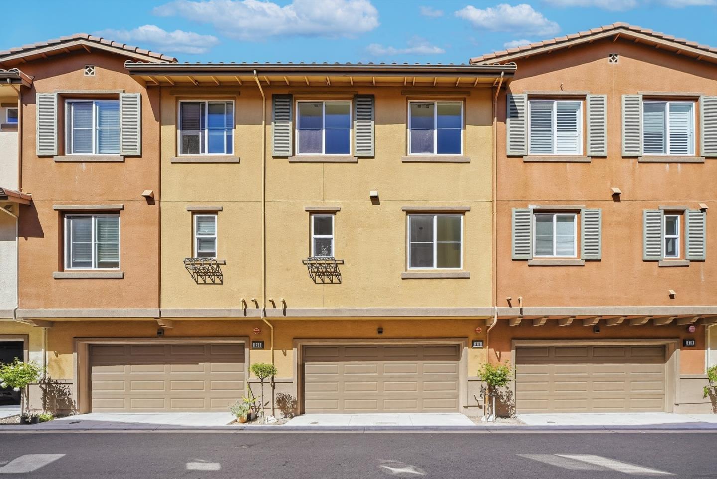 Detail Gallery Image 27 of 34 For 321 Santa Diana Ter, Sunnyvale,  CA 94085 - 3 Beds | 2/1 Baths