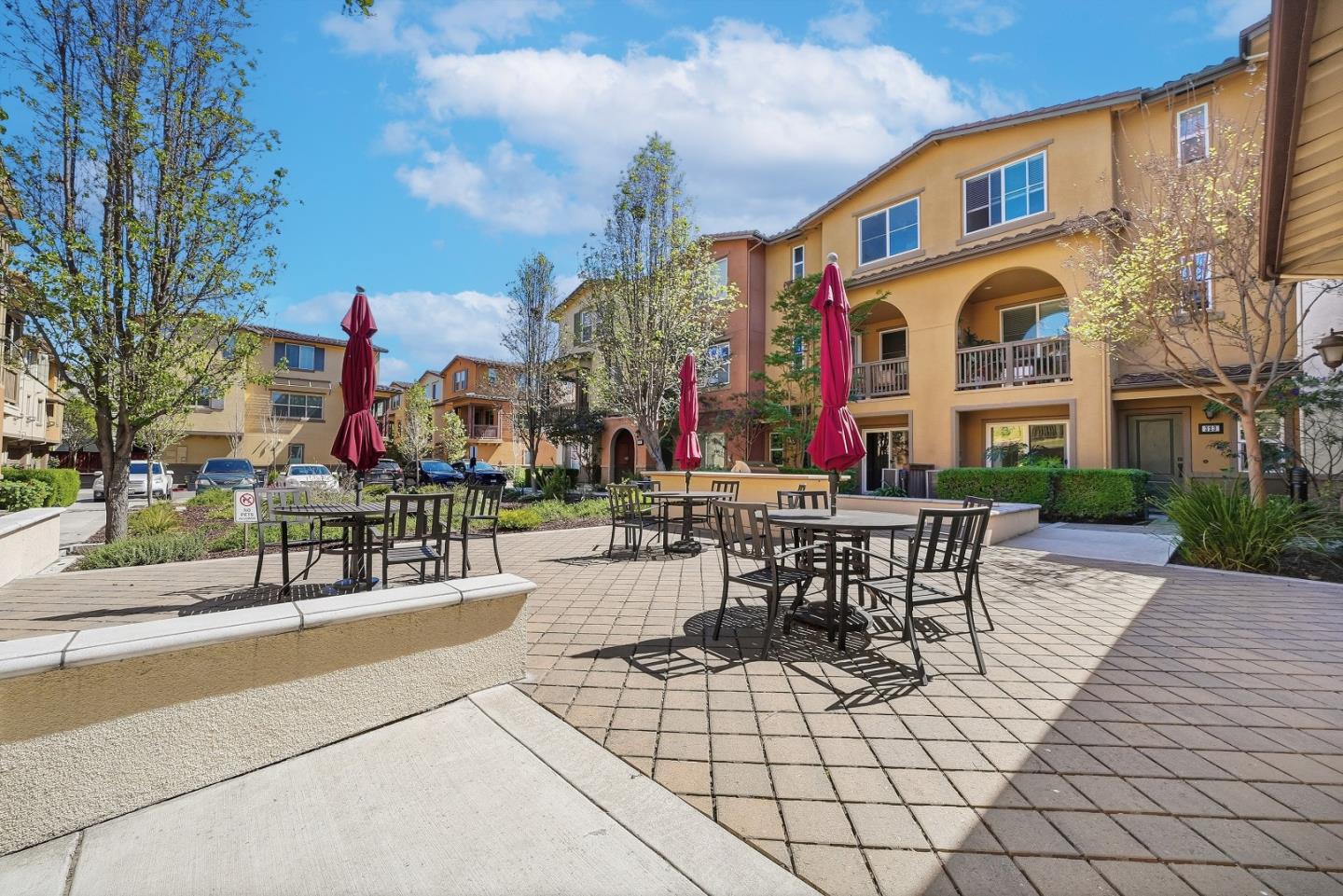 Detail Gallery Image 29 of 34 For 321 Santa Diana Ter, Sunnyvale,  CA 94085 - 3 Beds | 2/1 Baths