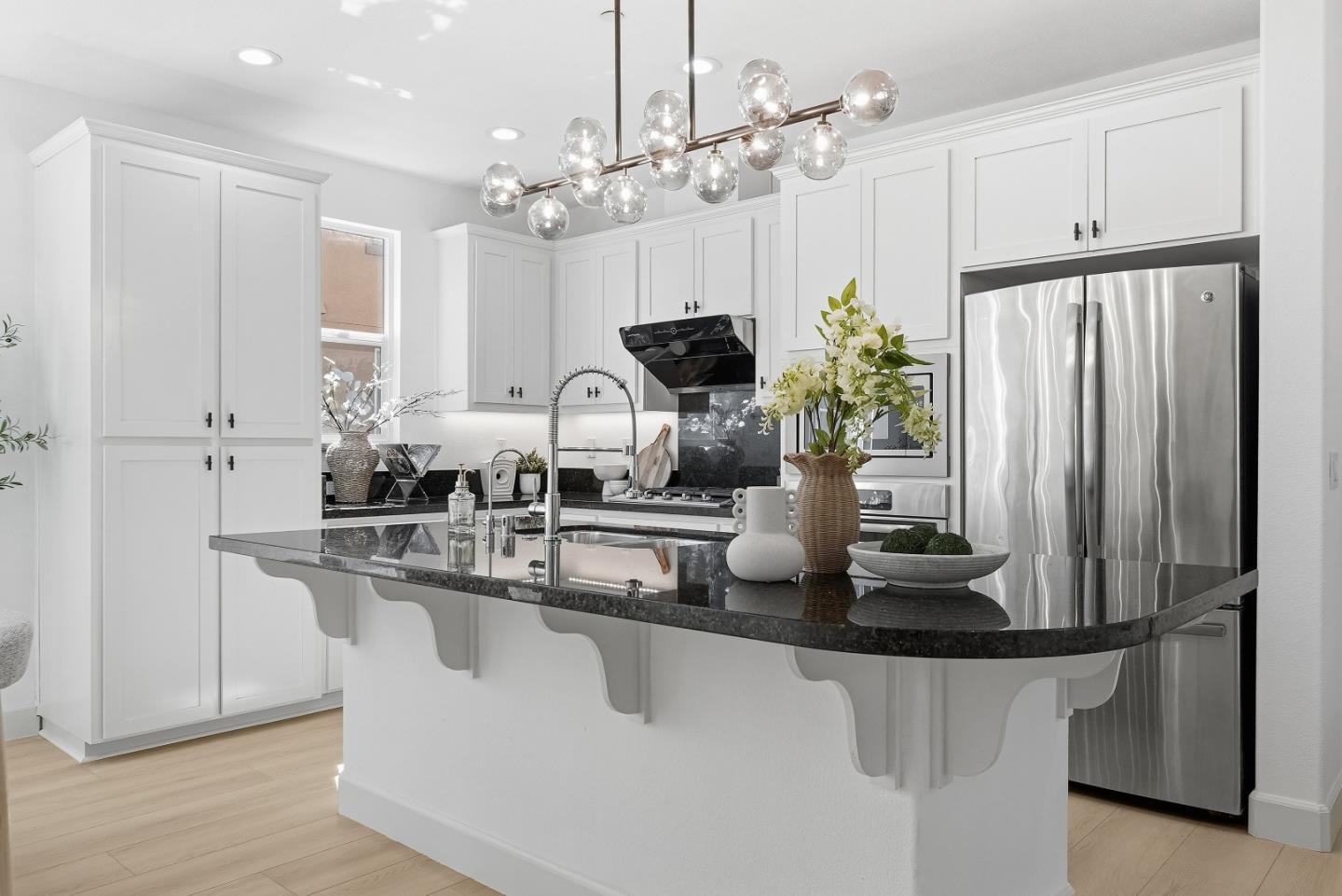 Detail Gallery Image 9 of 34 For 321 Santa Diana Ter, Sunnyvale,  CA 94085 - 3 Beds | 2/1 Baths