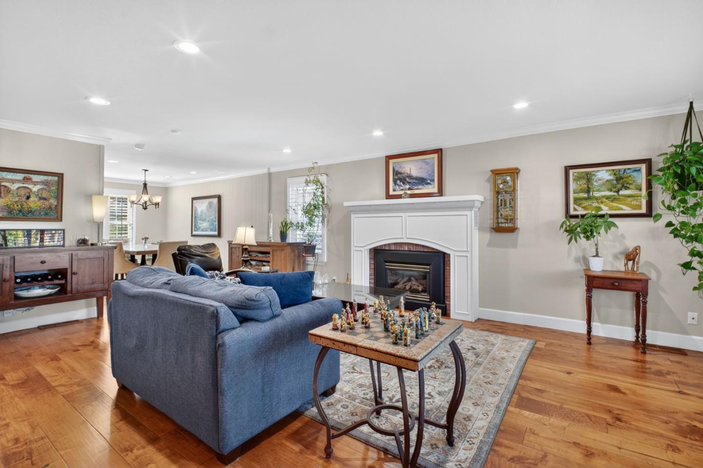 Detail Gallery Image 3 of 53 For 575 S O St, Livermore,  CA 94550 - 4 Beds | 2/1 Baths