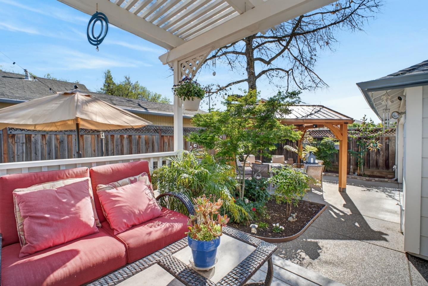 Detail Gallery Image 34 of 53 For 575 S O St, Livermore,  CA 94550 - 4 Beds | 2/1 Baths