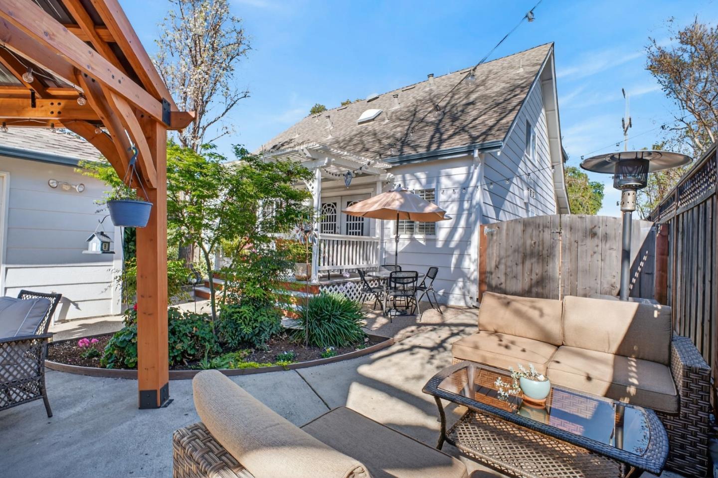 Detail Gallery Image 38 of 53 For 575 S O St, Livermore,  CA 94550 - 4 Beds | 2/1 Baths