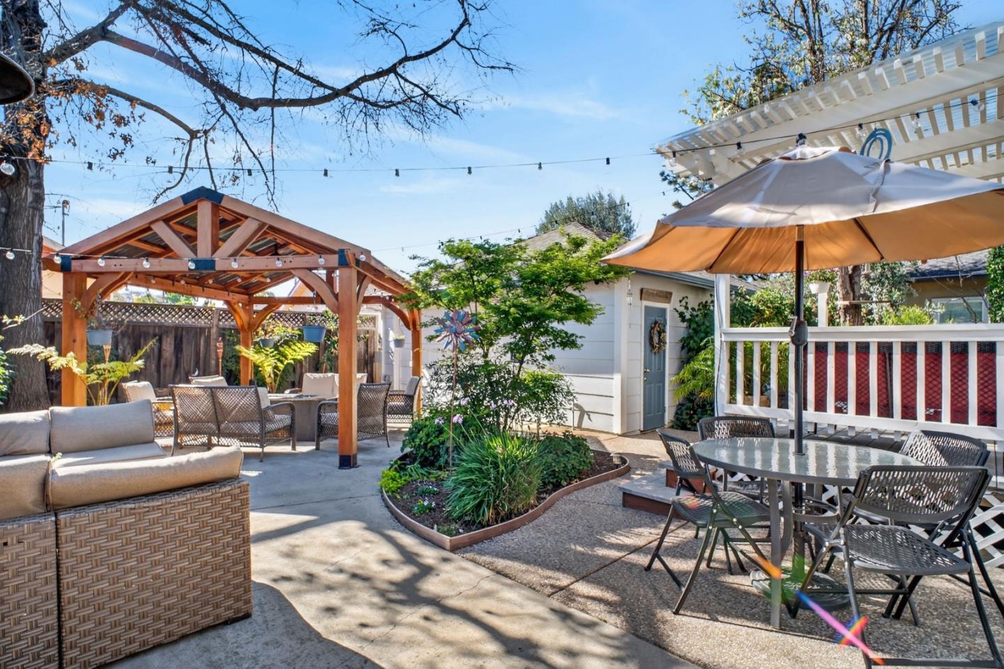 Detail Gallery Image 5 of 53 For 575 S O St, Livermore,  CA 94550 - 4 Beds | 2/1 Baths