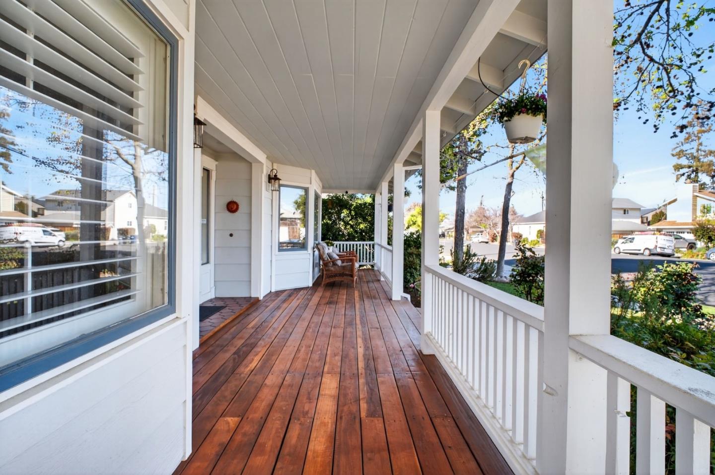 Detail Gallery Image 6 of 53 For 575 S O St, Livermore,  CA 94550 - 4 Beds | 2/1 Baths