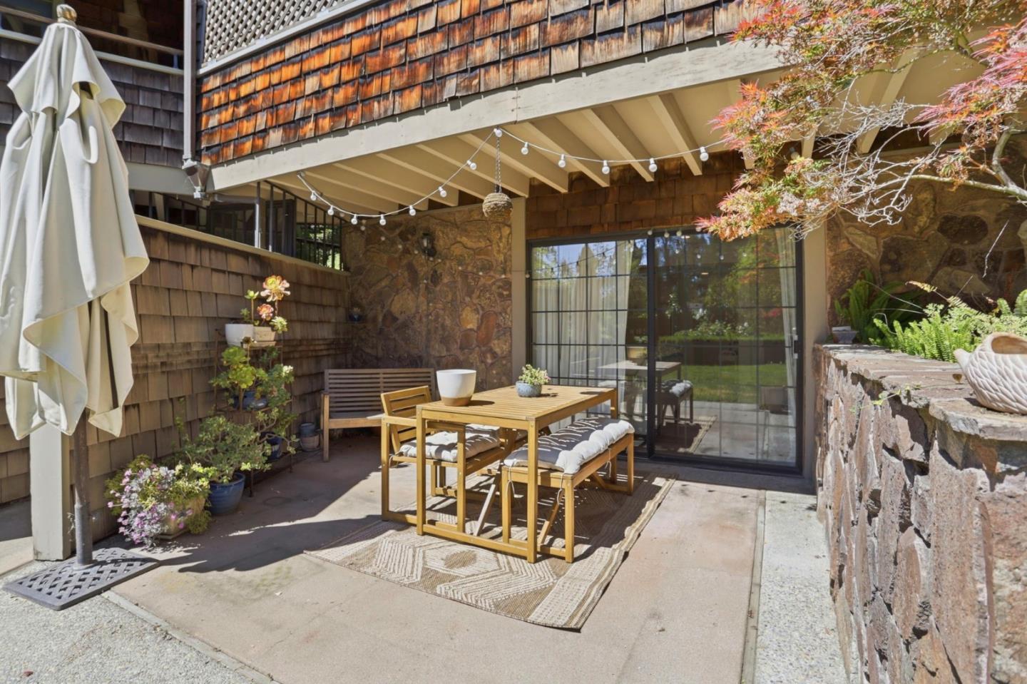 Detail Gallery Image 29 of 31 For 1503 Alta Glen Dr, San Jose,  CA 95125 - 3 Beds | 3/1 Baths