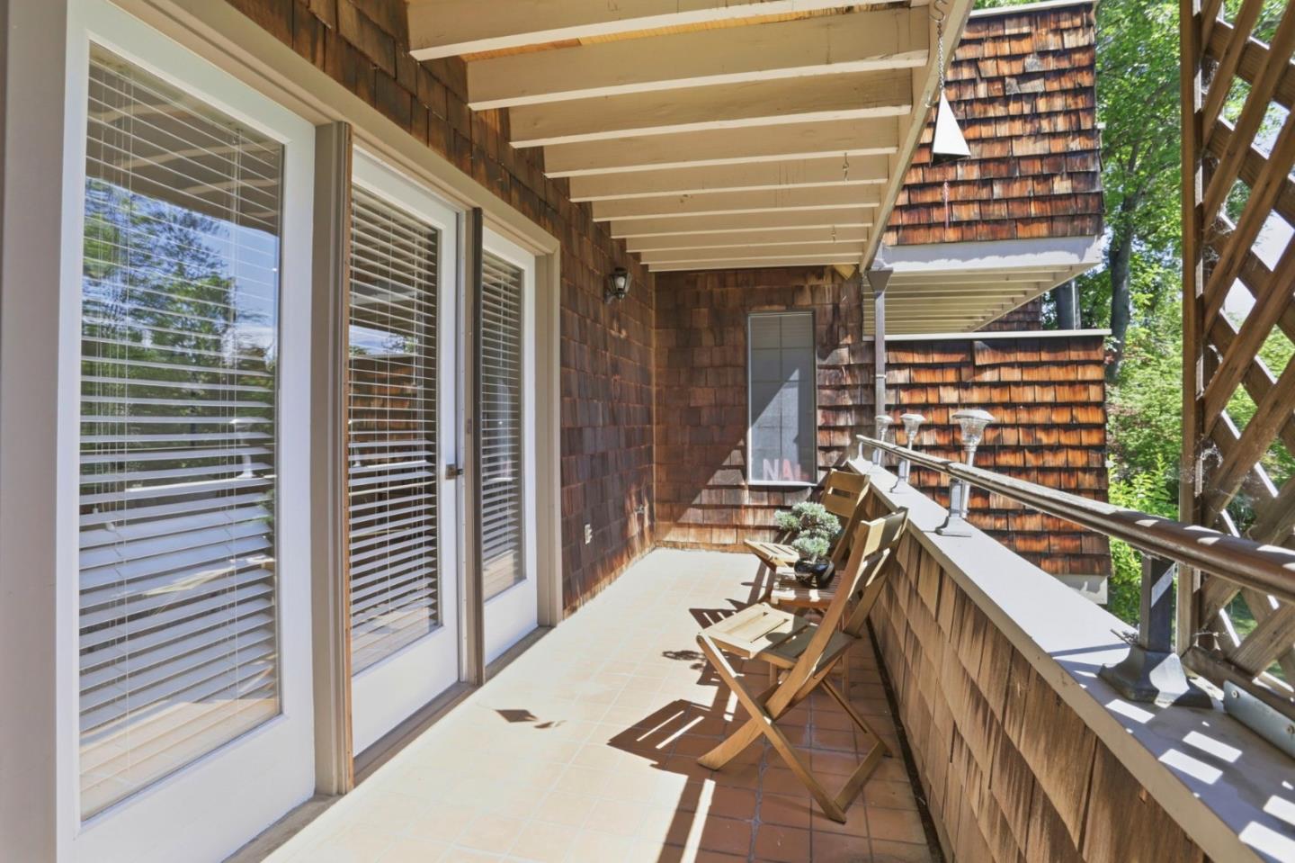 Detail Gallery Image 9 of 31 For 1503 Alta Glen Dr, San Jose,  CA 95125 - 3 Beds | 3/1 Baths