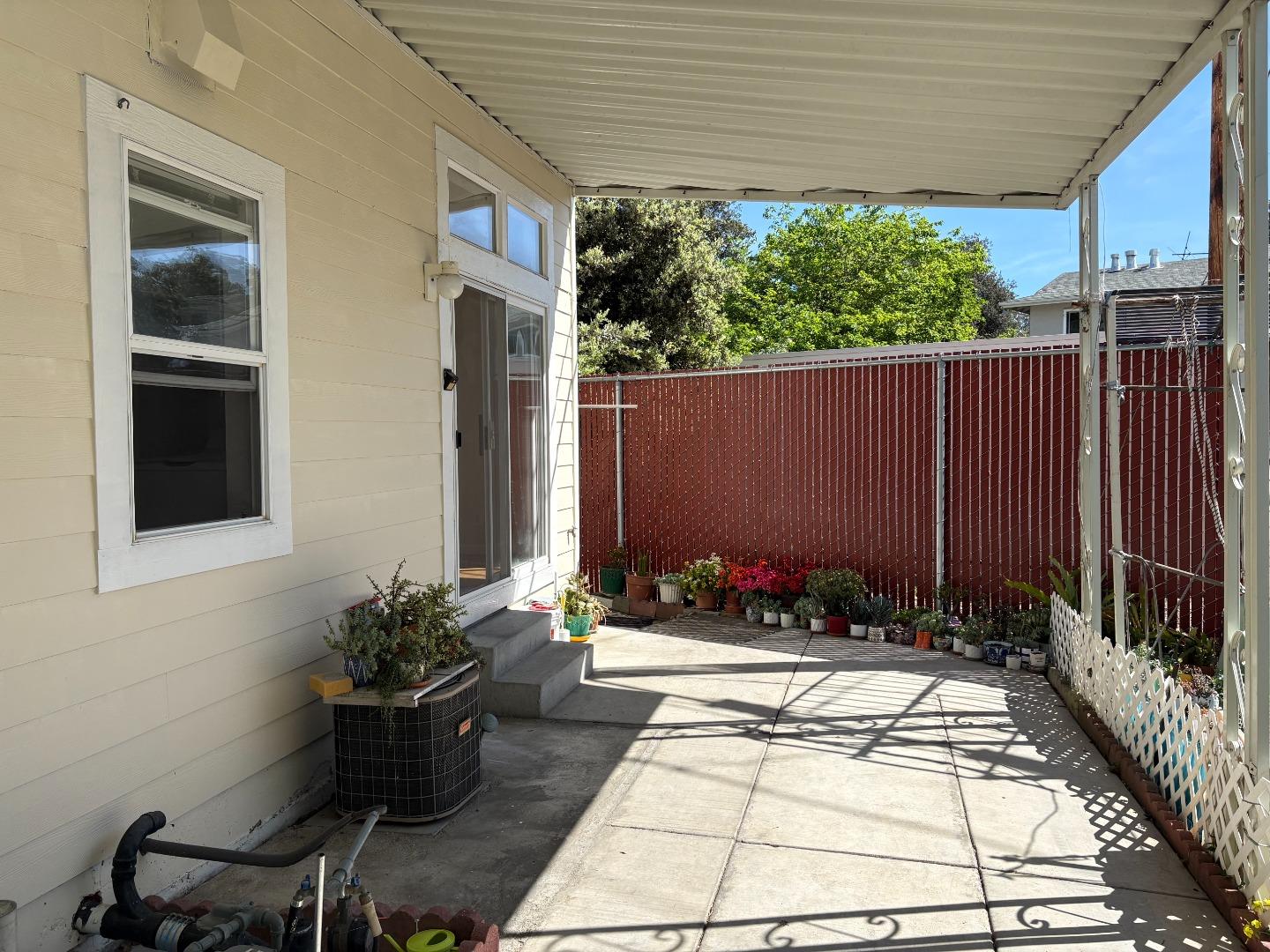 Detail Gallery Image 22 of 36 For 1201 Sycamore Ter #39,  Sunnyvale,  CA 94086 - 3 Beds | 2 Baths