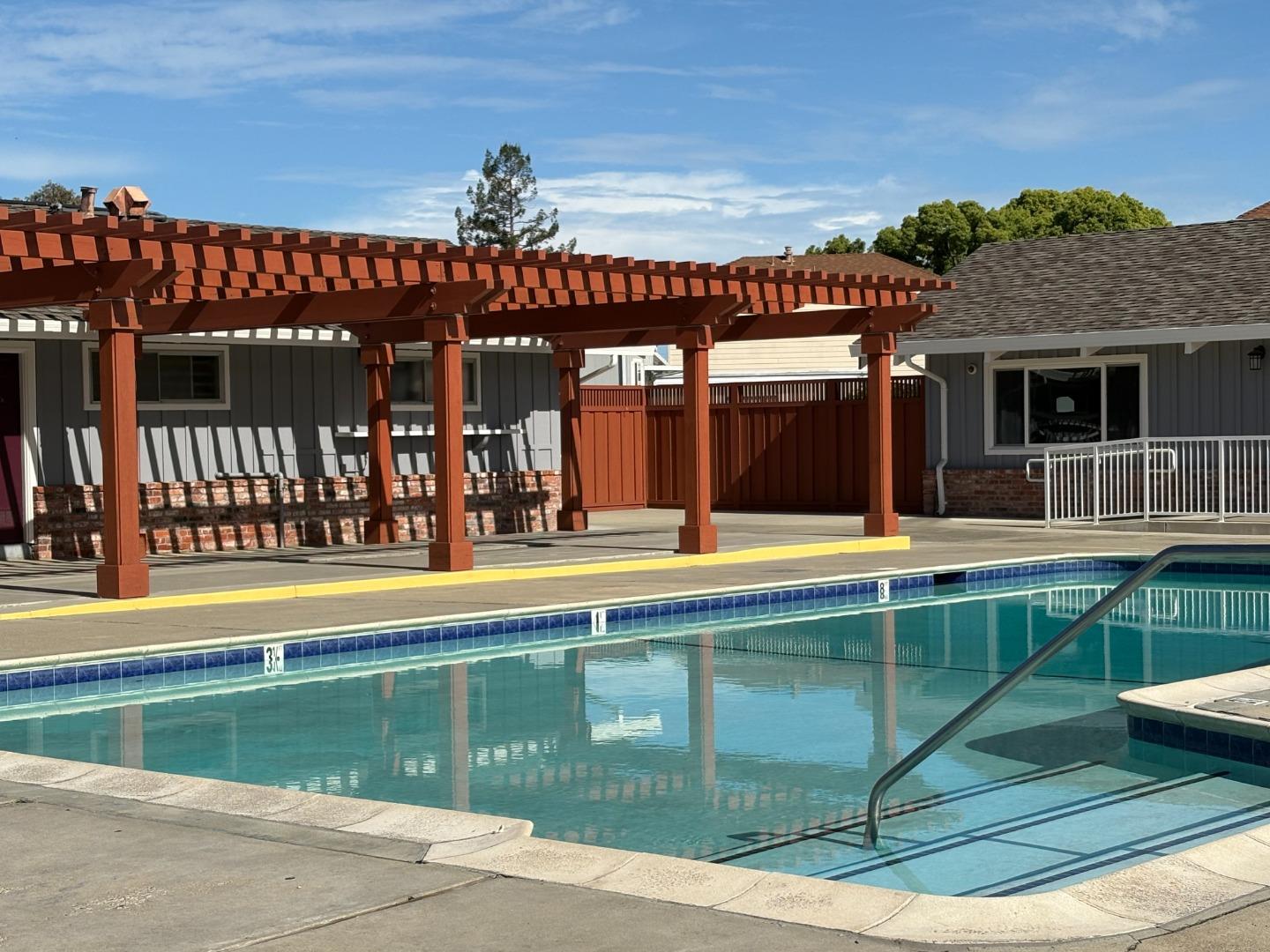 Detail Gallery Image 29 of 36 For 1201 Sycamore Ter #39,  Sunnyvale,  CA 94086 - 3 Beds | 2 Baths