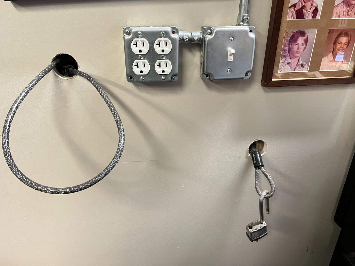 Detail Gallery Image 8 of 12 For Hangar #75 New Airport Rd, Auburn,  CA 95602 - – Beds | – Baths