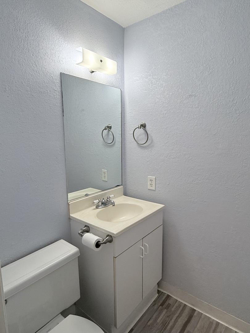 Detail Gallery Image 12 of 21 For 2423 Baltic Dr, Fairfield,  CA 94533 - 3 Beds | 1/1 Baths