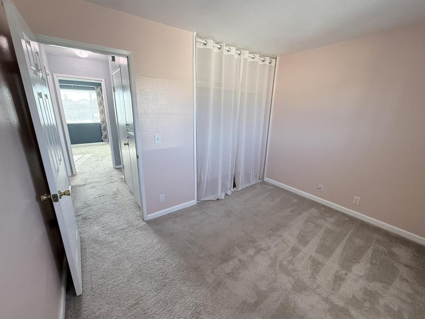 Detail Gallery Image 16 of 21 For 2423 Baltic Dr, Fairfield,  CA 94533 - 3 Beds | 1/1 Baths
