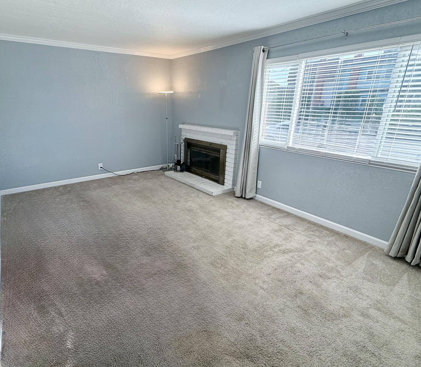 Detail Gallery Image 3 of 21 For 2423 Baltic Dr, Fairfield,  CA 94533 - 3 Beds | 1/1 Baths