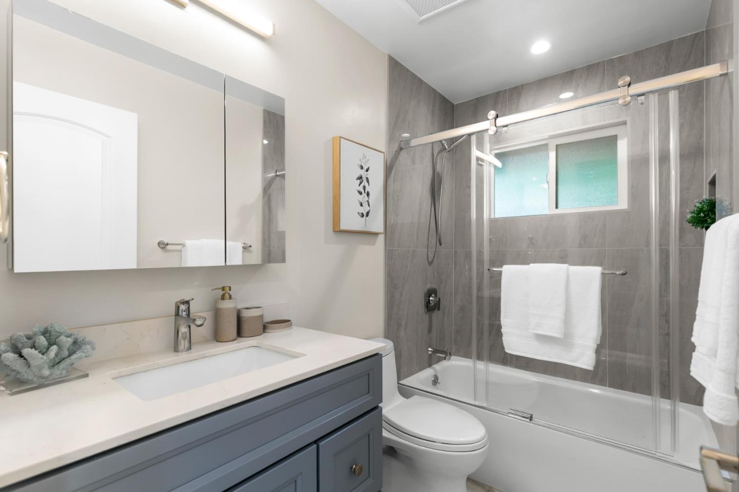 Detail Gallery Image 11 of 16 For 14351 Saratoga Ave #B,  Saratoga,  CA 95070 - 2 Beds | 2 Baths