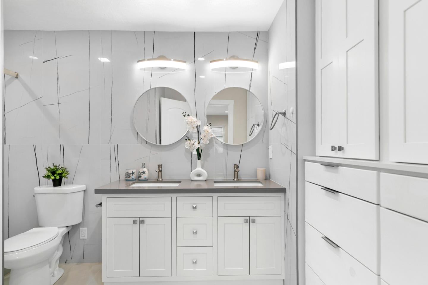 Detail Gallery Image 13 of 16 For 14351 Saratoga Ave #B,  Saratoga,  CA 95070 - 2 Beds | 2 Baths