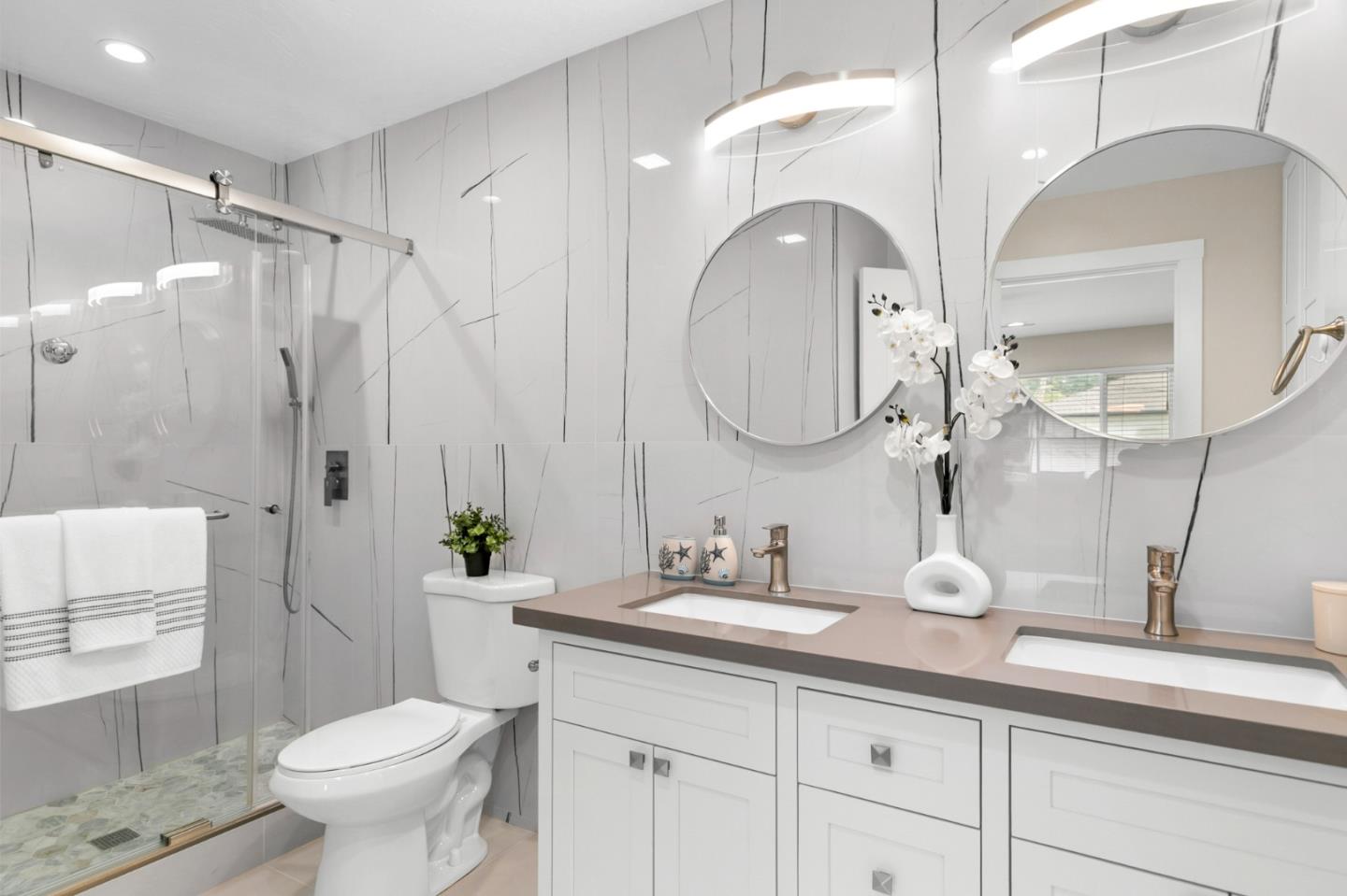 Detail Gallery Image 14 of 16 For 14351 Saratoga Ave #B,  Saratoga,  CA 95070 - 2 Beds | 2 Baths