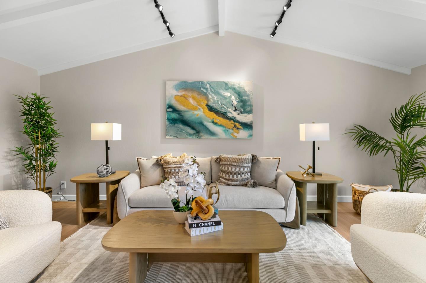 Detail Gallery Image 3 of 16 For 14351 Saratoga Ave #B,  Saratoga,  CA 95070 - 2 Beds | 2 Baths