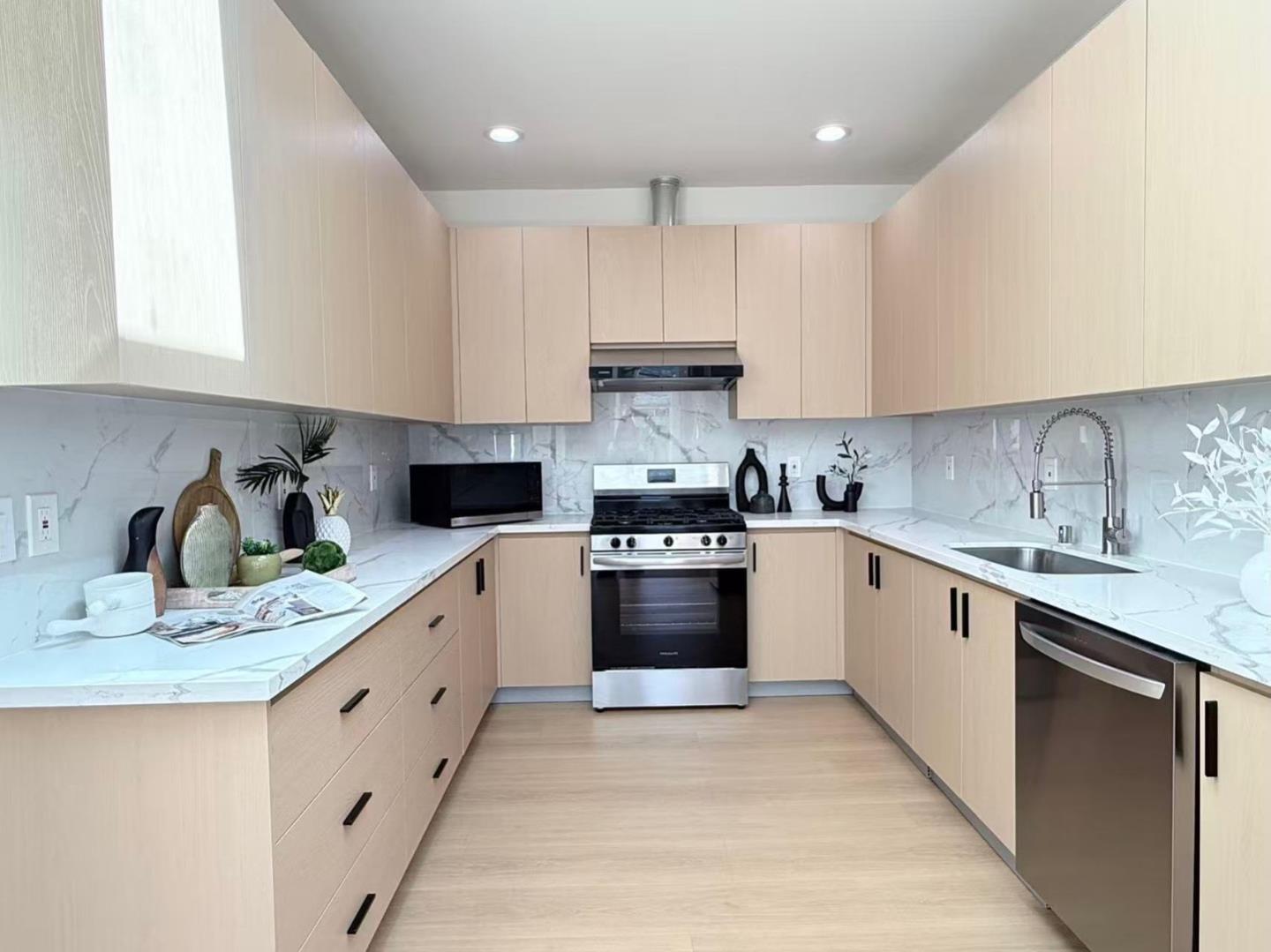 Detail Gallery Image 31 of 43 For Harwood Rd, San Jose,  CA 95124 - 6 Beds | 4 Baths