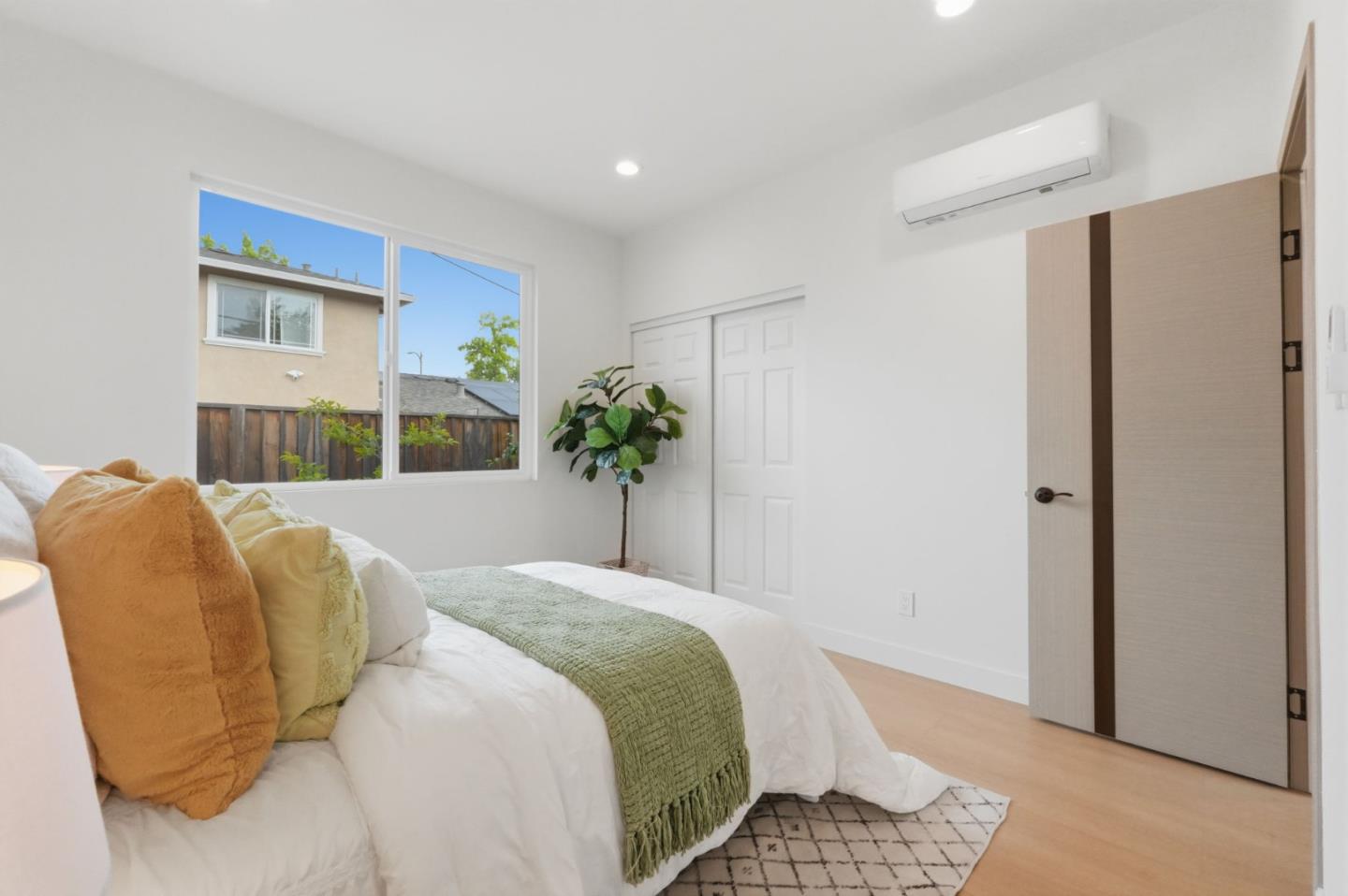 Detail Gallery Image 37 of 43 For Harwood Rd, San Jose,  CA 95124 - 6 Beds | 4 Baths