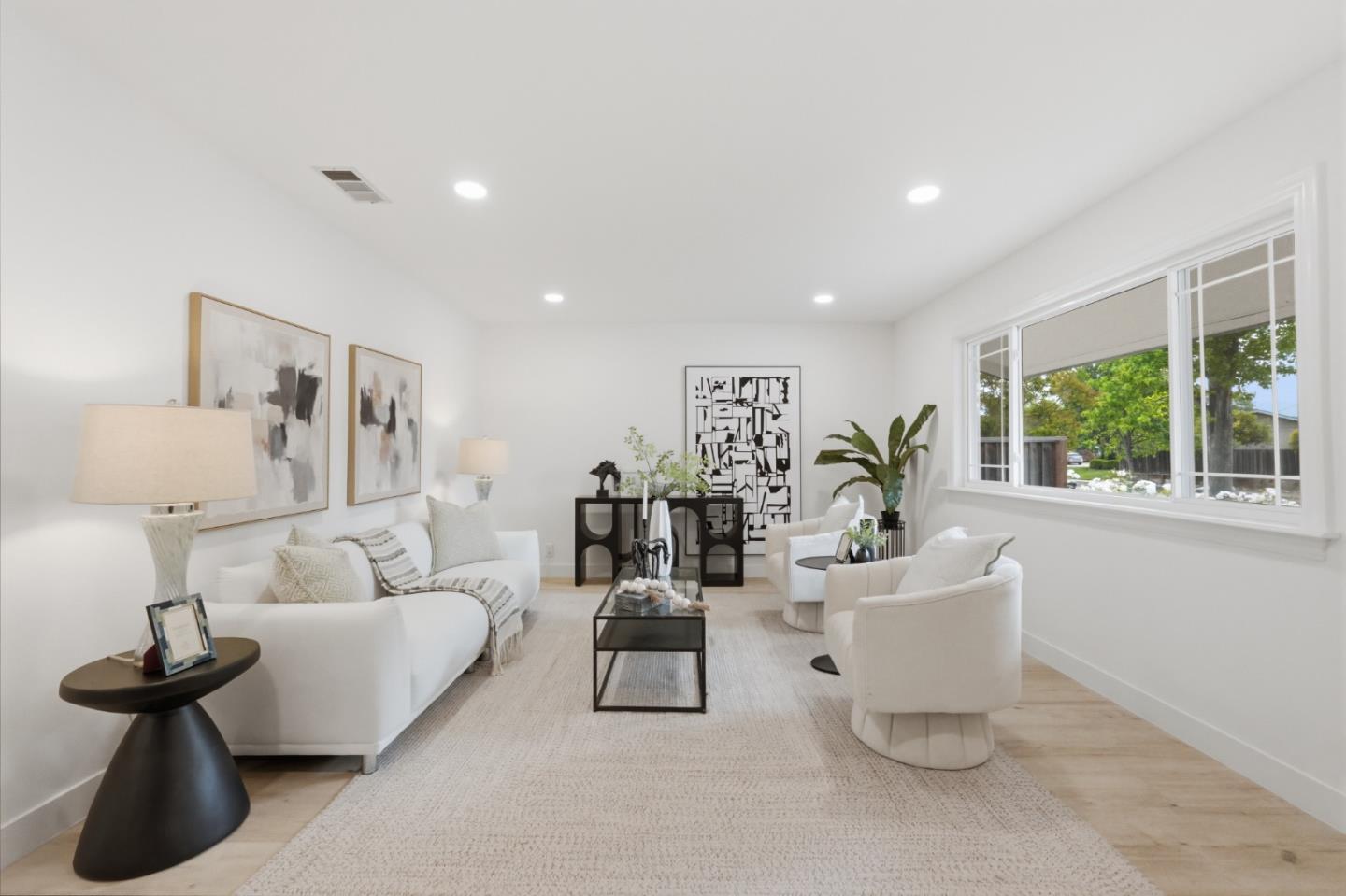 Detail Gallery Image 5 of 43 For Harwood Rd, San Jose,  CA 95124 - 6 Beds | 4 Baths