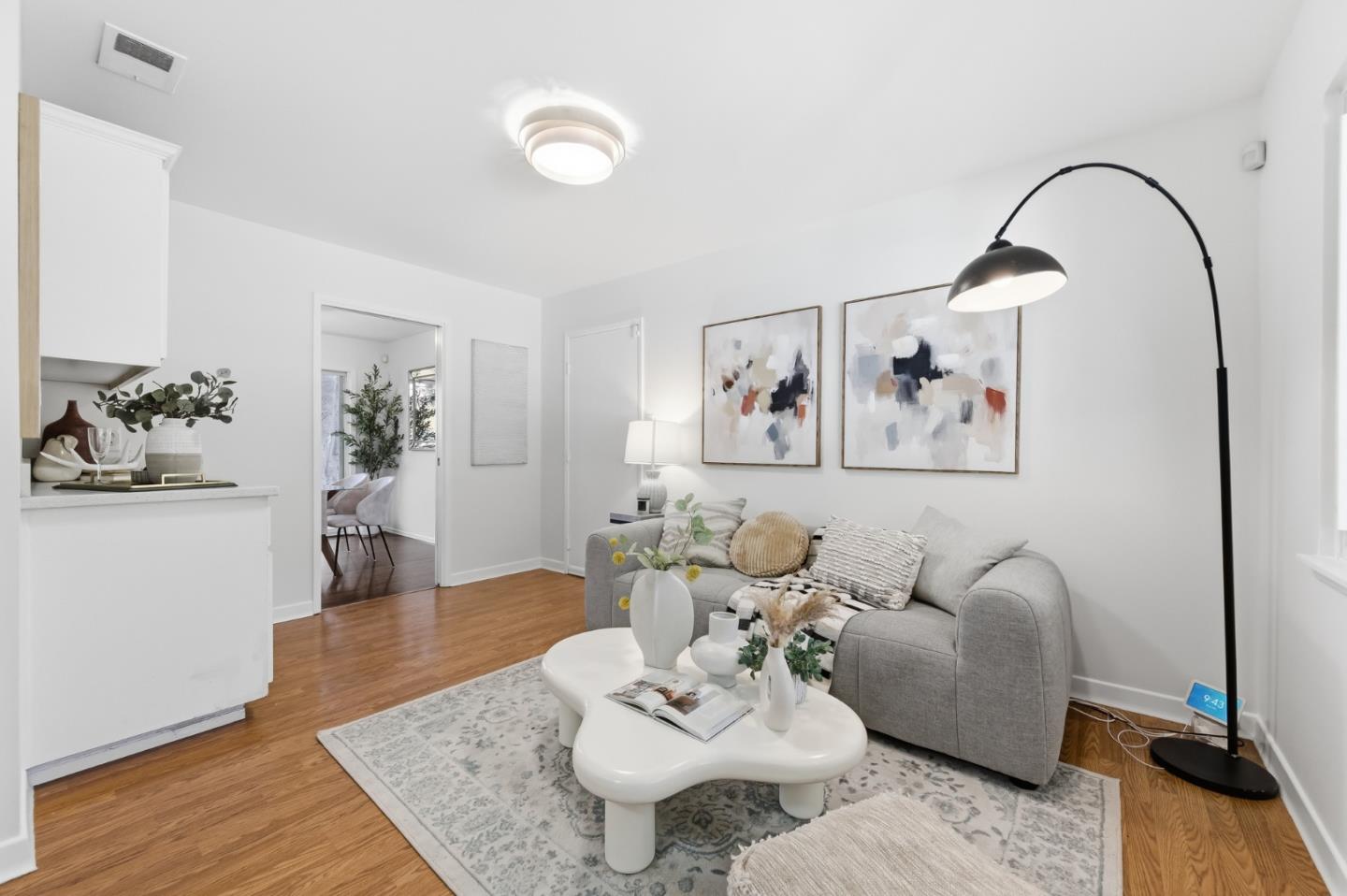 Detail Gallery Image 19 of 37 For 681 Emerald Hill Rd, Redwood City,  CA 94061 - 3 Beds | 2 Baths