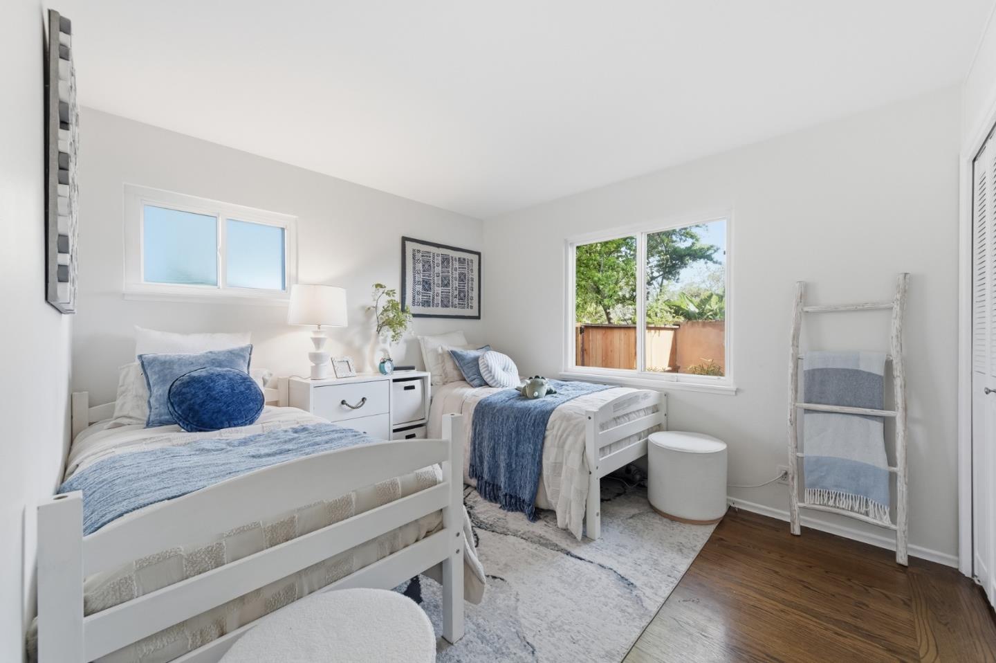 Detail Gallery Image 22 of 37 For 681 Emerald Hill Rd, Redwood City,  CA 94061 - 3 Beds | 2 Baths