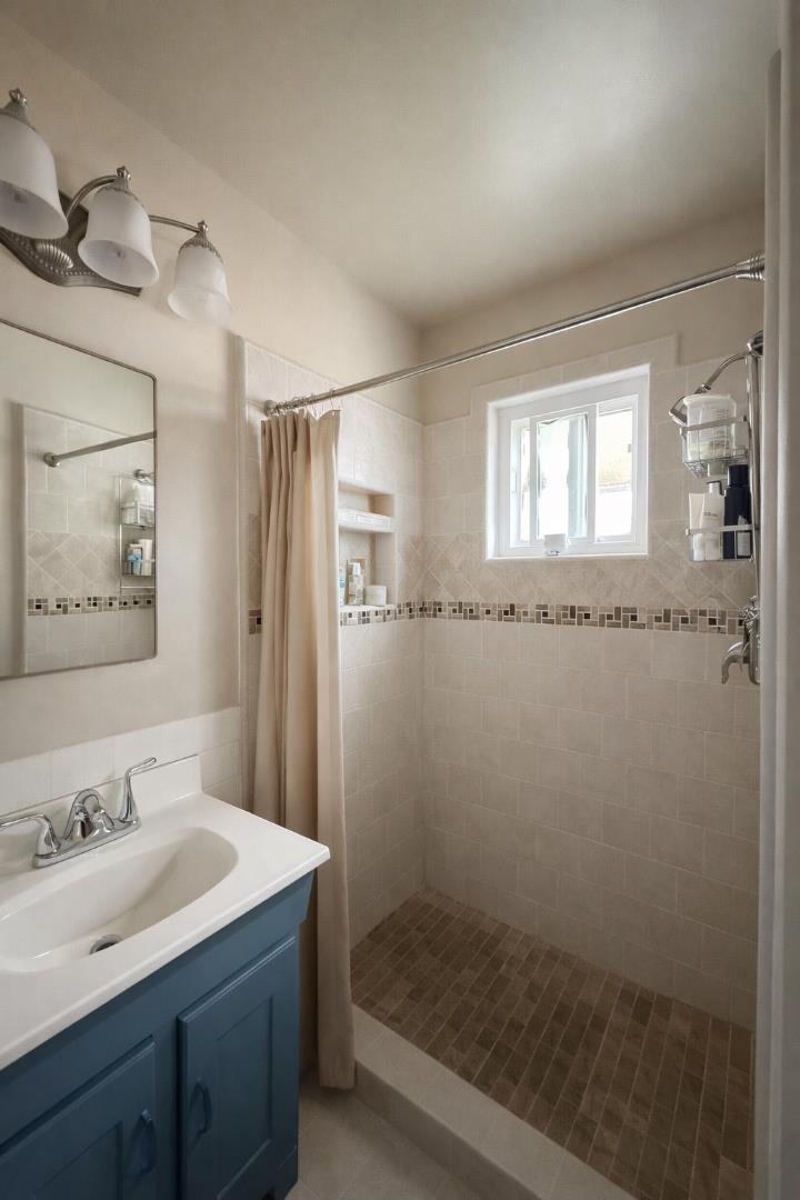 Detail Gallery Image 5 of 6 For 1223 Kiely Blvd, Santa Clara,  CA 95051 - 3 Beds | 2 Baths