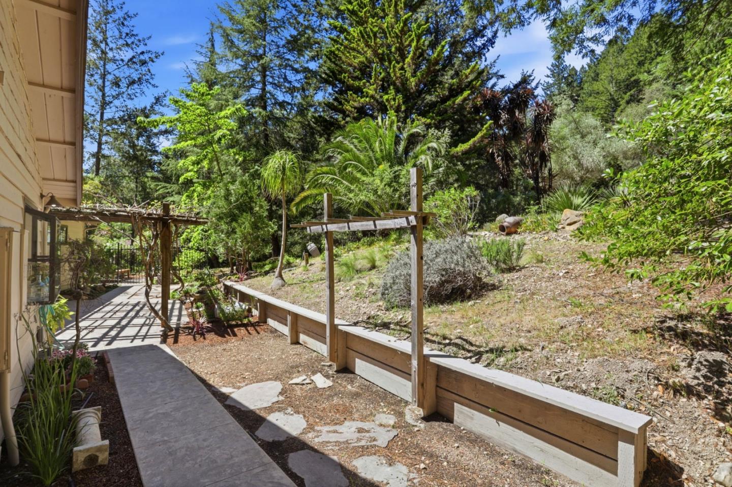 Detail Gallery Image 34 of 65 For 971 Weston Rd, Scotts Valley,  CA 95066 - 3 Beds | 2 Baths