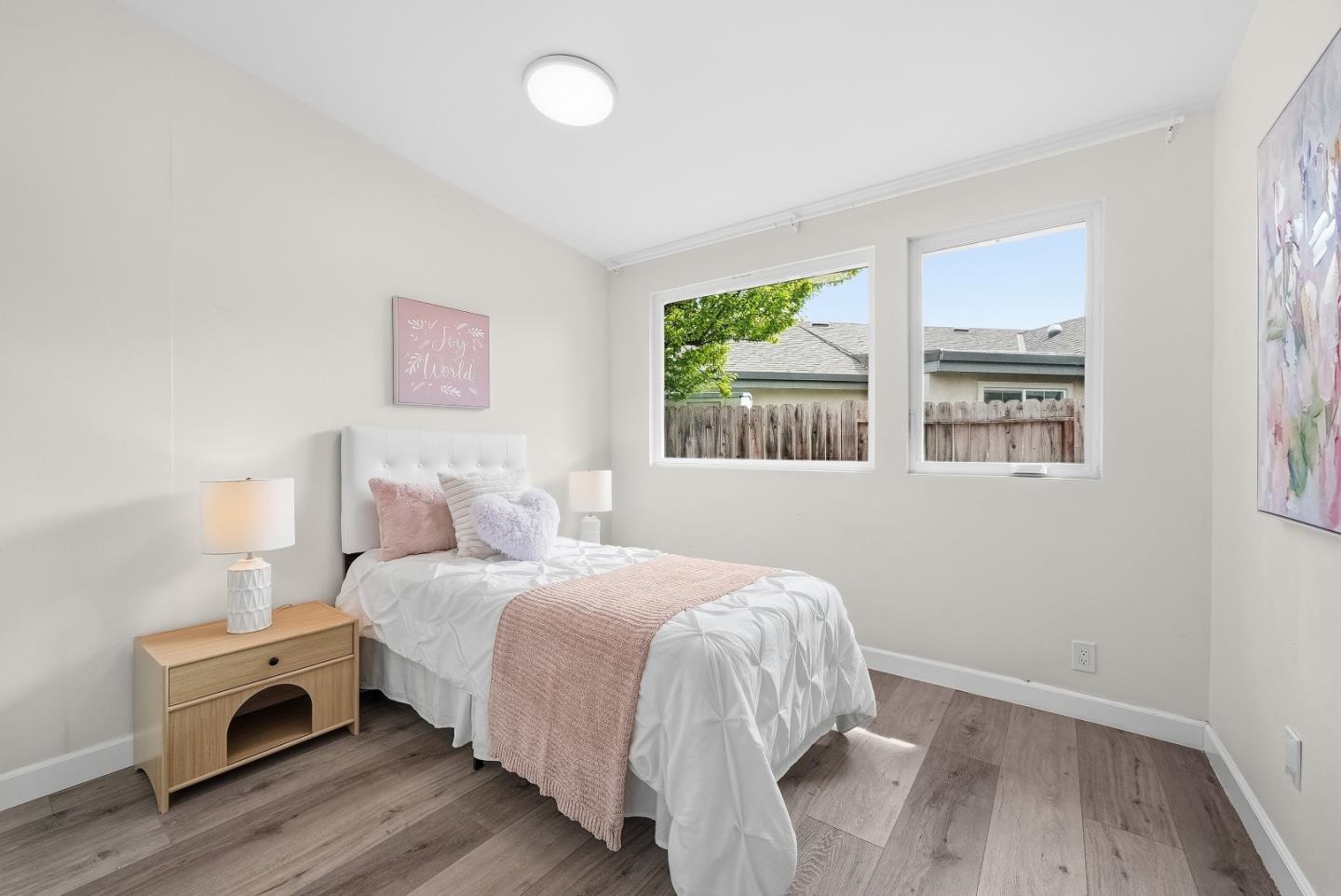 Detail Gallery Image 17 of 44 For 747 Madrone Ave, Sunnyvale,  CA 94085 - 3 Beds | 2/1 Baths