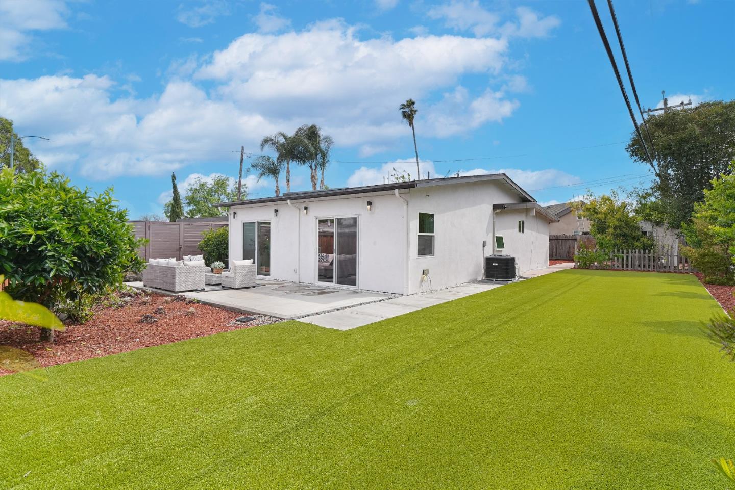 Detail Gallery Image 33 of 44 For 747 Madrone Ave, Sunnyvale,  CA 94085 - 3 Beds | 2/1 Baths