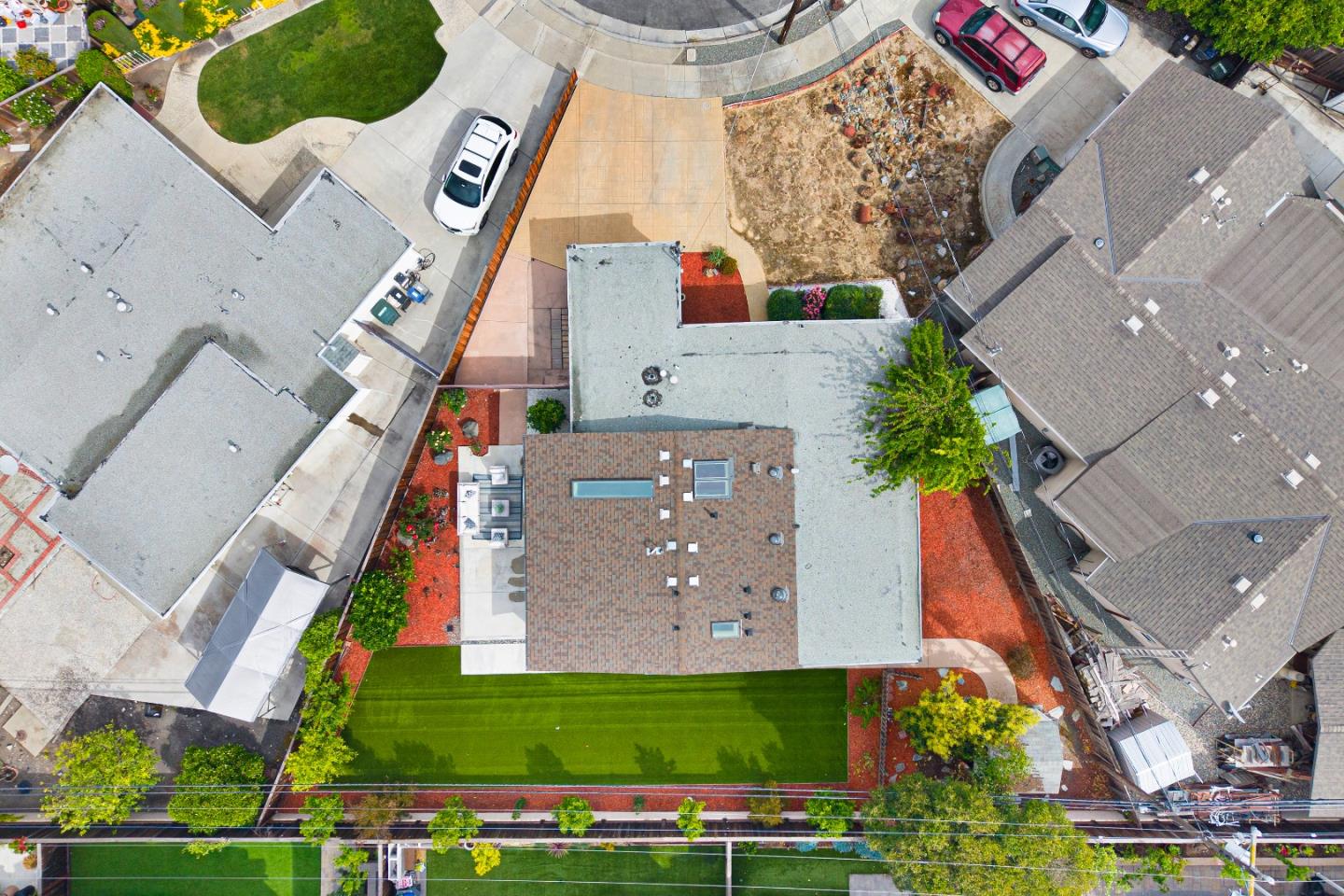 Detail Gallery Image 39 of 44 For 747 Madrone Ave, Sunnyvale,  CA 94085 - 3 Beds | 2/1 Baths