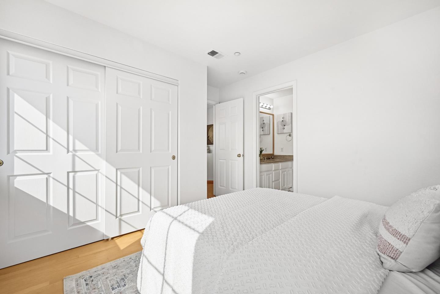 Photo #19: ML82041695 Listing: Photo #19