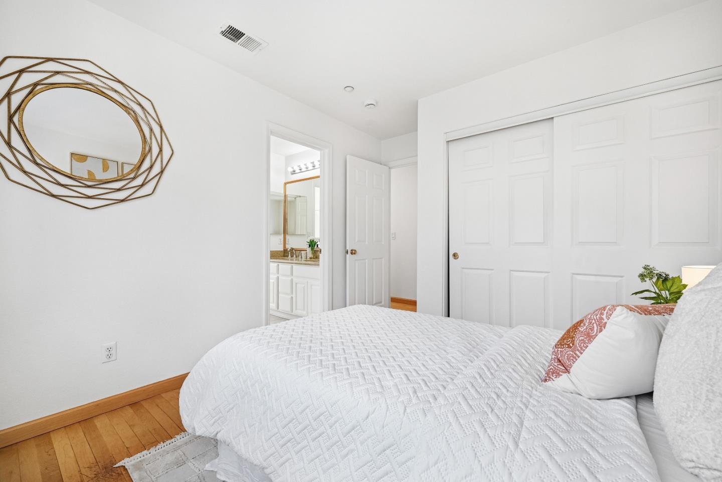 Photo #20: ML82041695 Listing: Photo #20