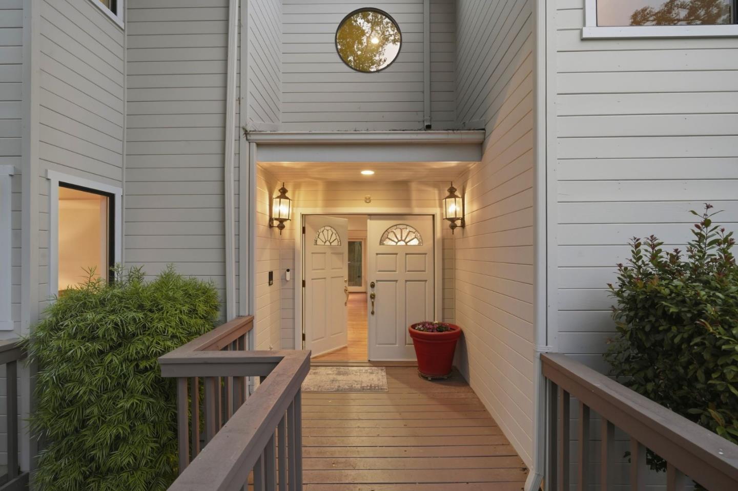 Detail Gallery Image 2 of 54 For 8 Cramden Dr, Monterey,  CA 93940 - 4 Beds | 3/1 Baths