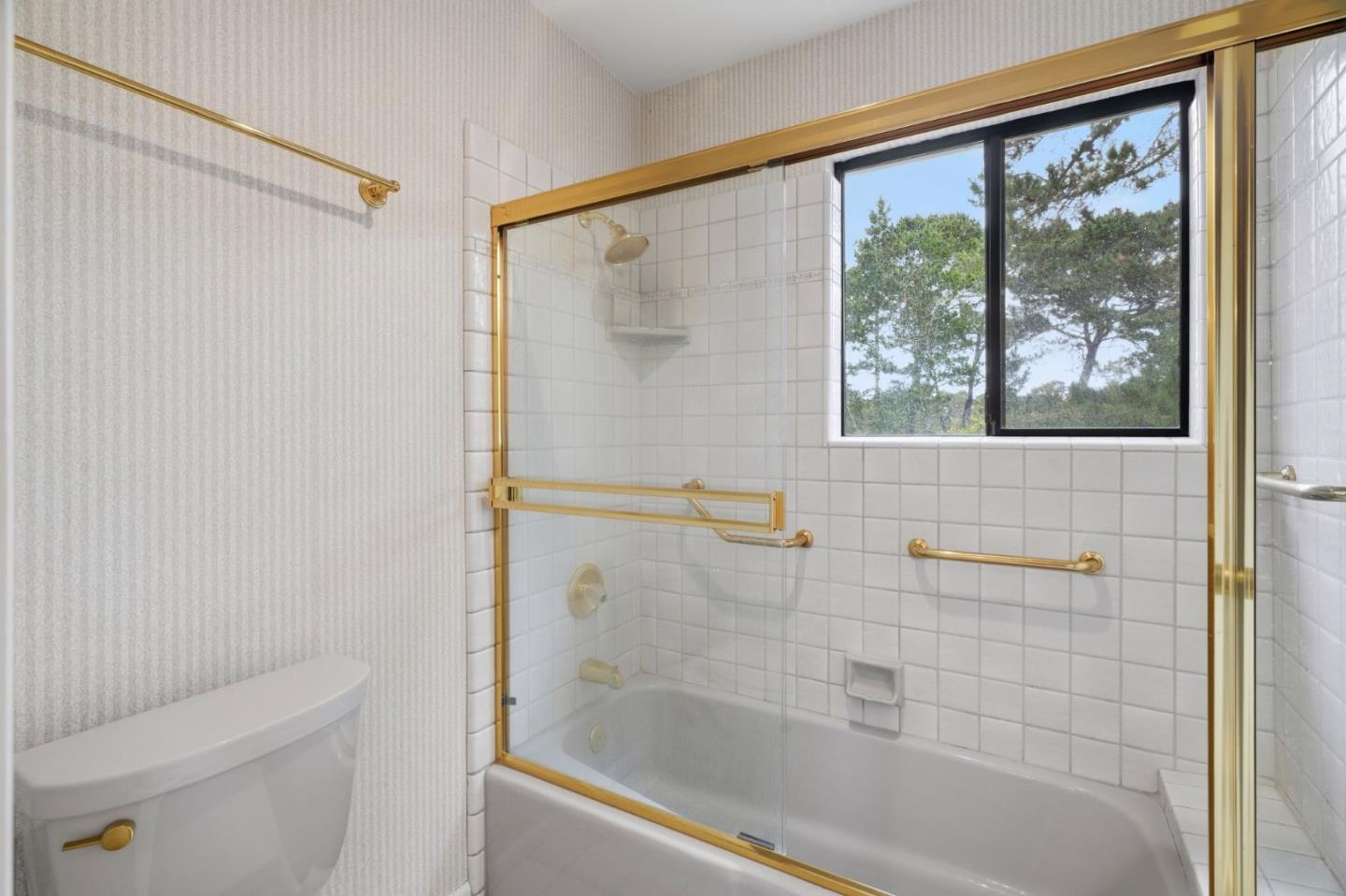 Detail Gallery Image 35 of 54 For 8 Cramden Dr, Monterey,  CA 93940 - 4 Beds | 3/1 Baths