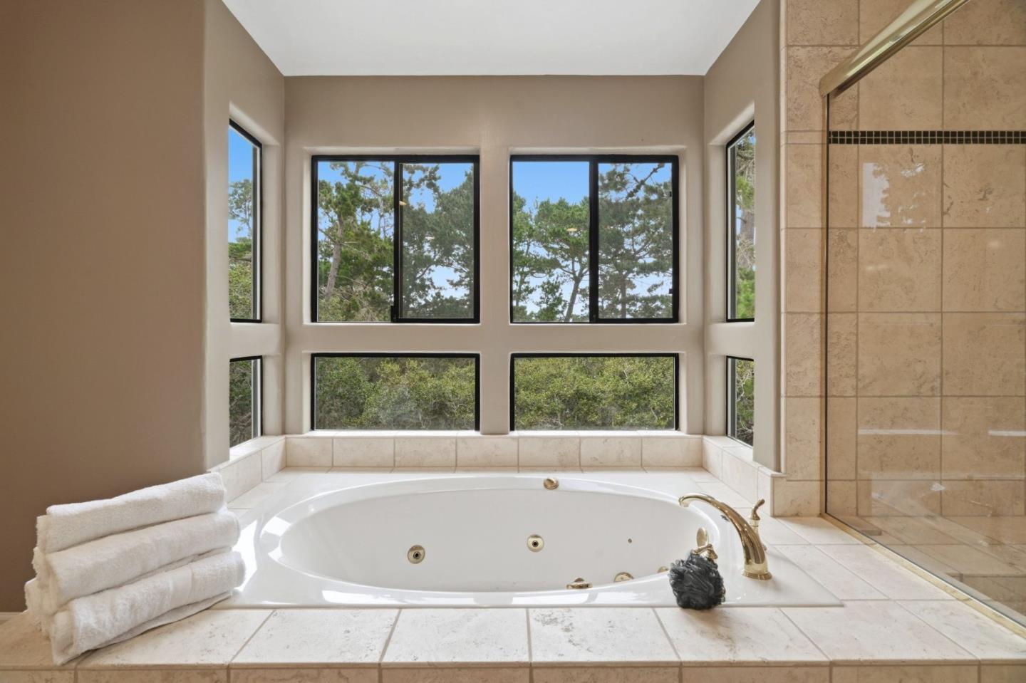 Detail Gallery Image 43 of 54 For 8 Cramden Dr, Monterey,  CA 93940 - 4 Beds | 3/1 Baths