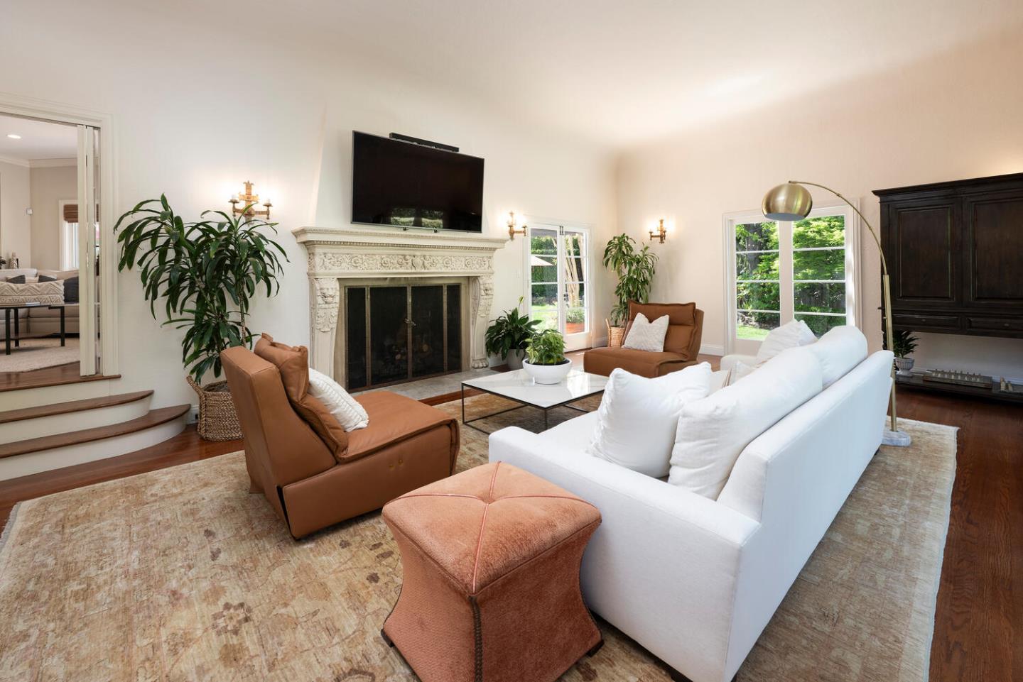 Detail Gallery Image 18 of 86 For 335 El Portal Ave, Hillsborough,  CA 94010 - 5 Beds | 3/1 Baths