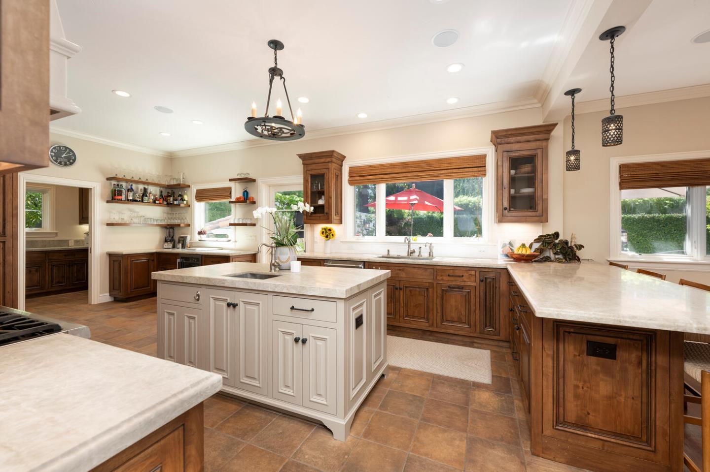 Detail Gallery Image 28 of 86 For 335 El Portal Ave, Hillsborough,  CA 94010 - 5 Beds | 3/1 Baths