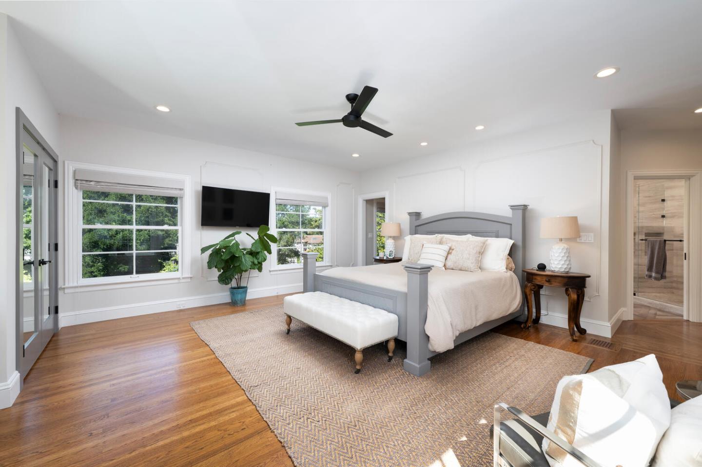 Detail Gallery Image 39 of 86 For 335 El Portal Ave, Hillsborough,  CA 94010 - 5 Beds | 3/1 Baths