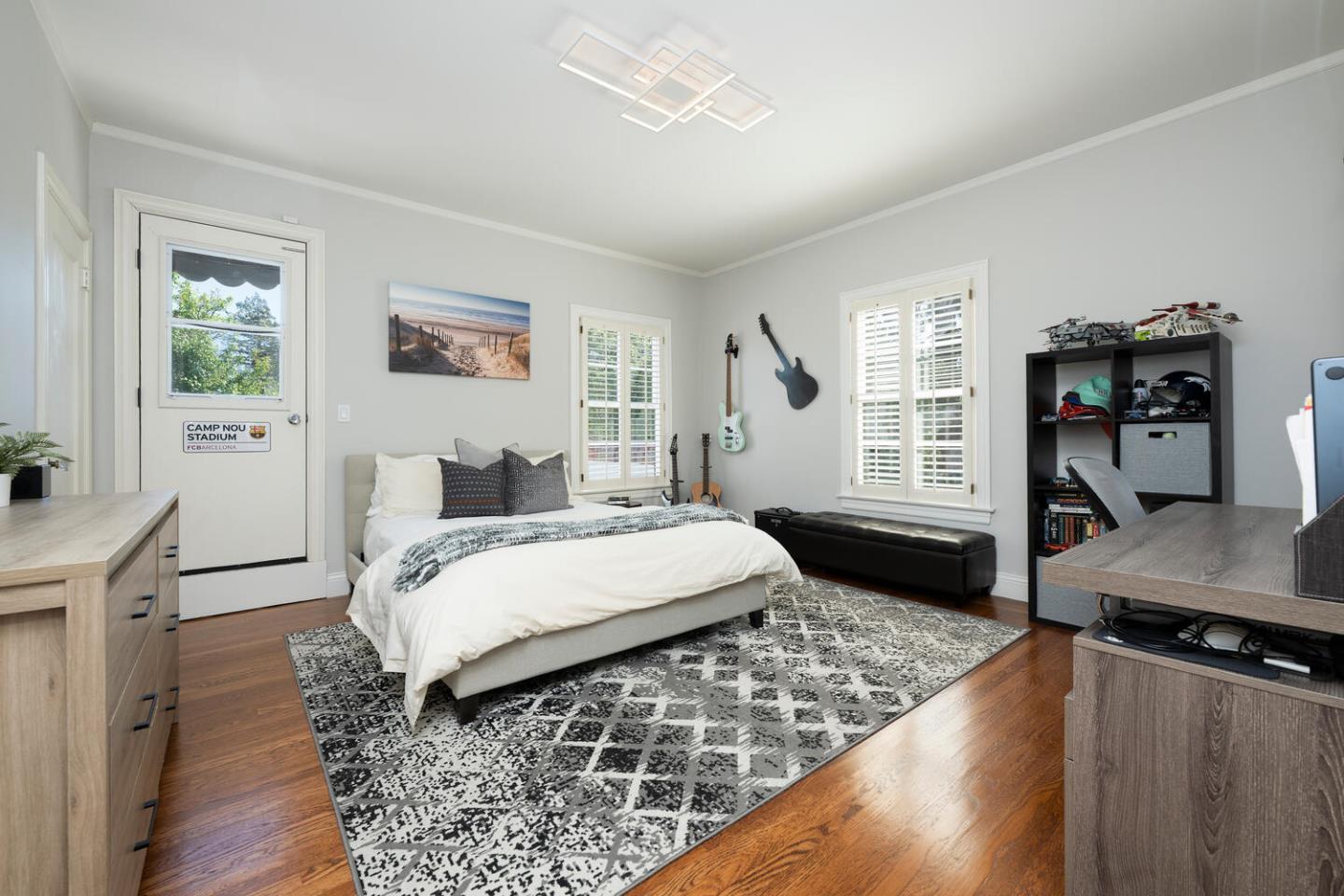 Detail Gallery Image 45 of 86 For 335 El Portal Ave, Hillsborough,  CA 94010 - 5 Beds | 3/1 Baths