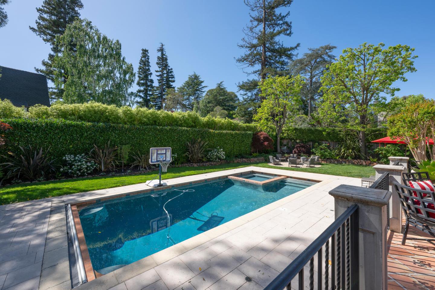 Detail Gallery Image 57 of 86 For 335 El Portal Ave, Hillsborough,  CA 94010 - 5 Beds | 3/1 Baths