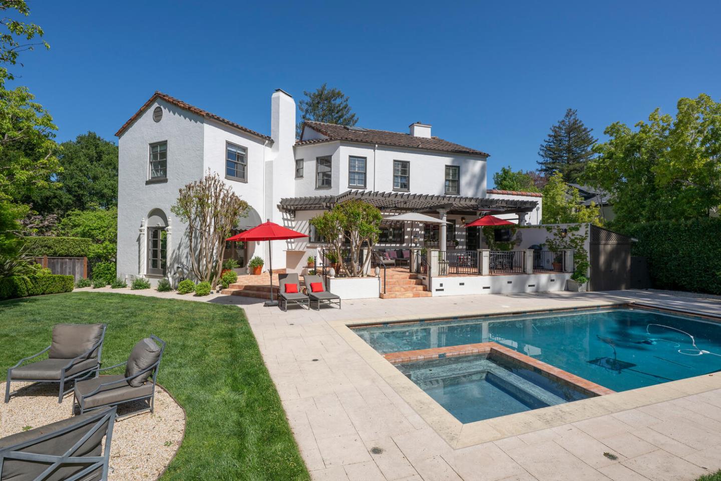 Detail Gallery Image 64 of 86 For 335 El Portal Ave, Hillsborough,  CA 94010 - 5 Beds | 3/1 Baths