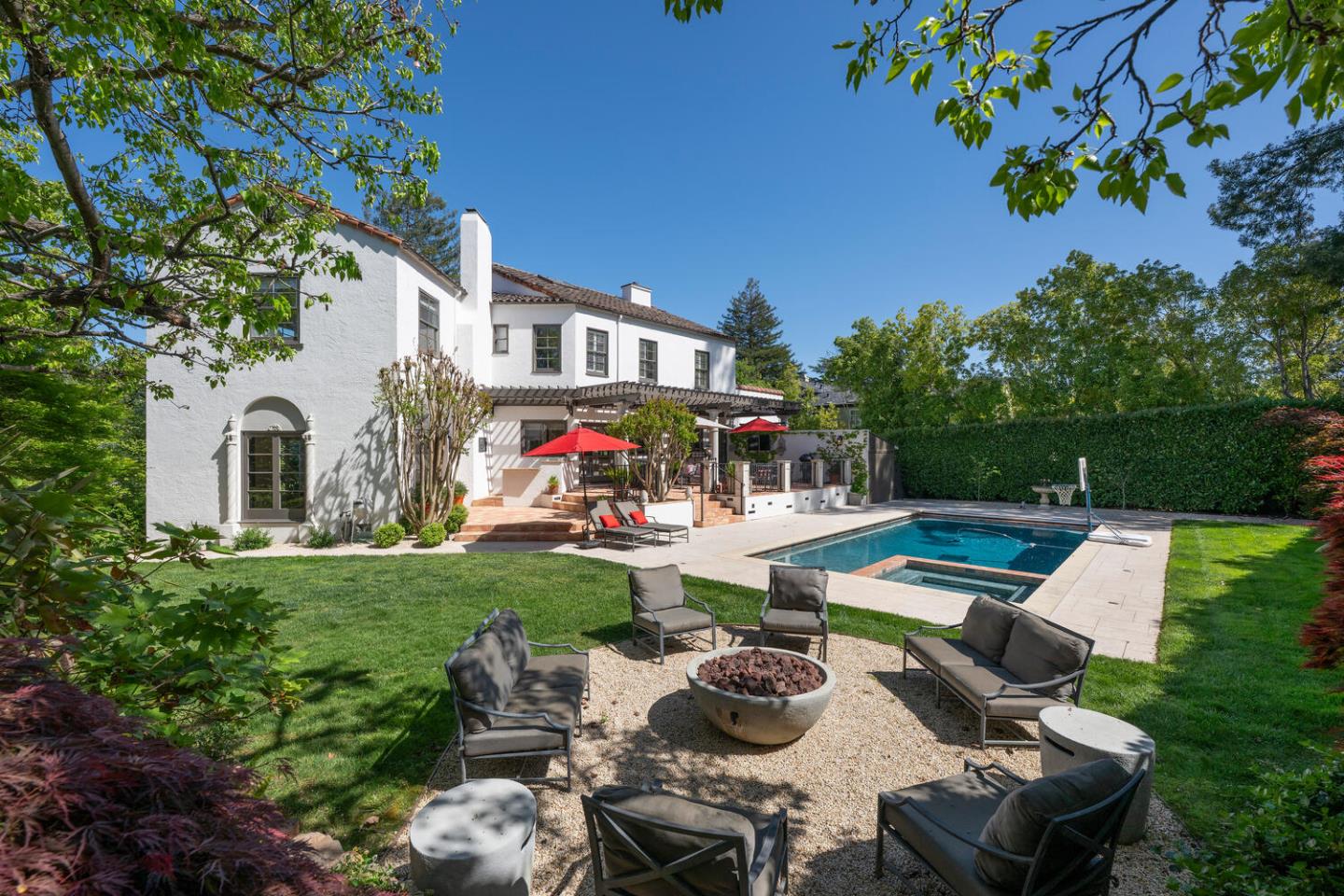 Detail Gallery Image 65 of 86 For 335 El Portal Ave, Hillsborough,  CA 94010 - 5 Beds | 3/1 Baths