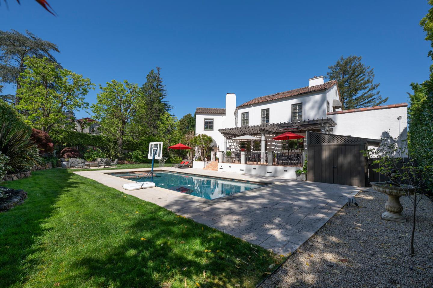 Detail Gallery Image 67 of 86 For 335 El Portal Ave, Hillsborough,  CA 94010 - 5 Beds | 3/1 Baths